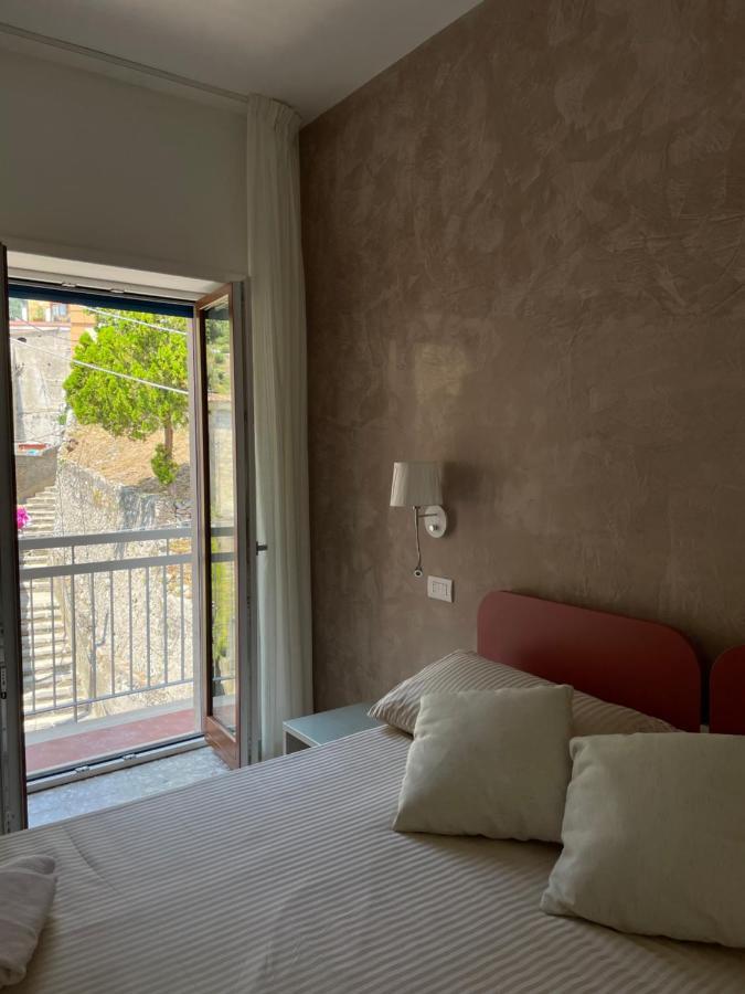 Apartamento Amalfi Casa Andreina Exterior foto